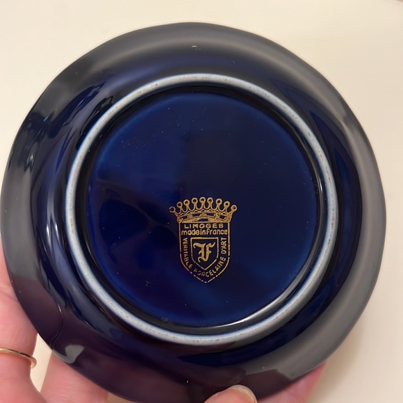 Vintage Limoges France Navy Blue & Gold small trinket dish - Picture 4 of 4